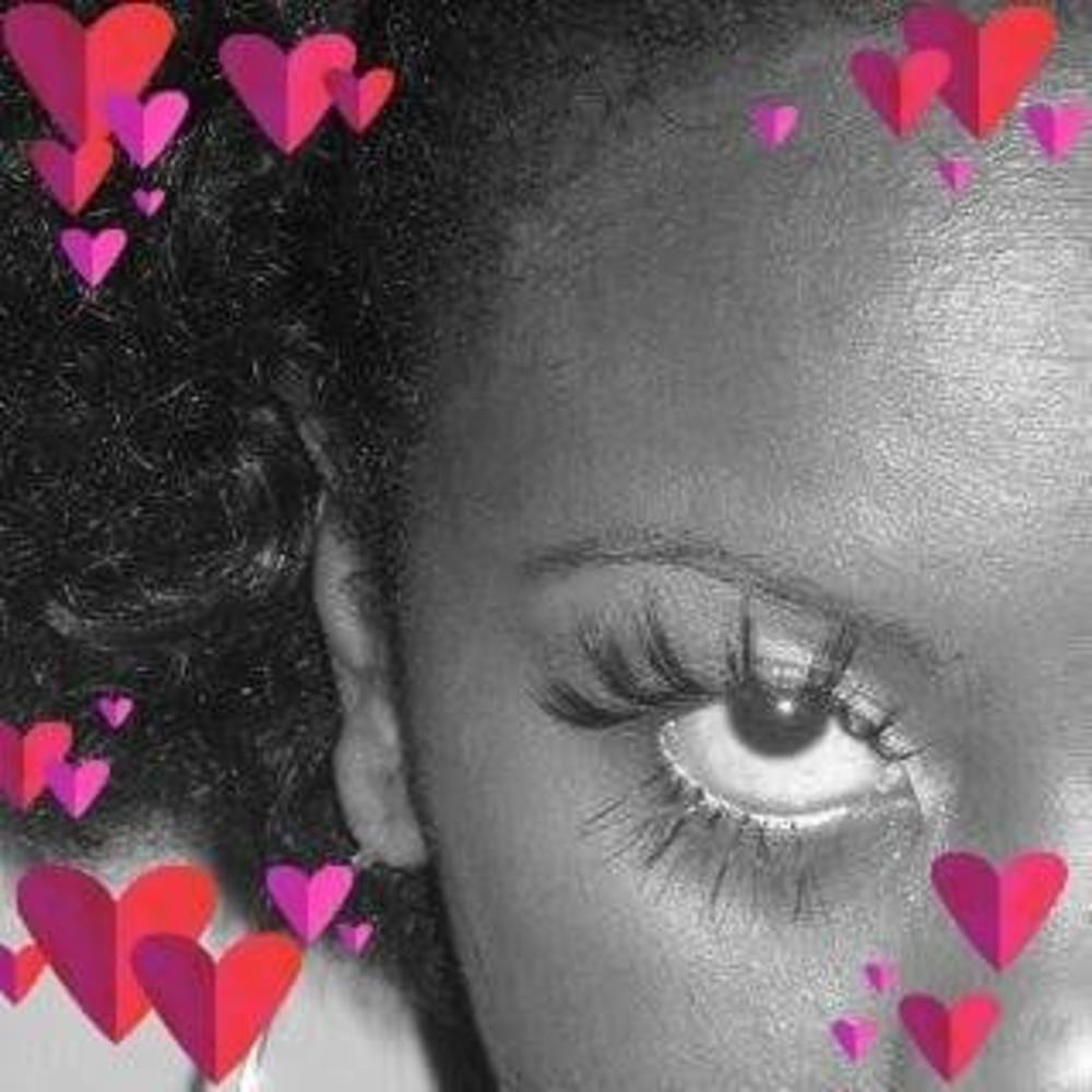 Meet your Posher, Nadine